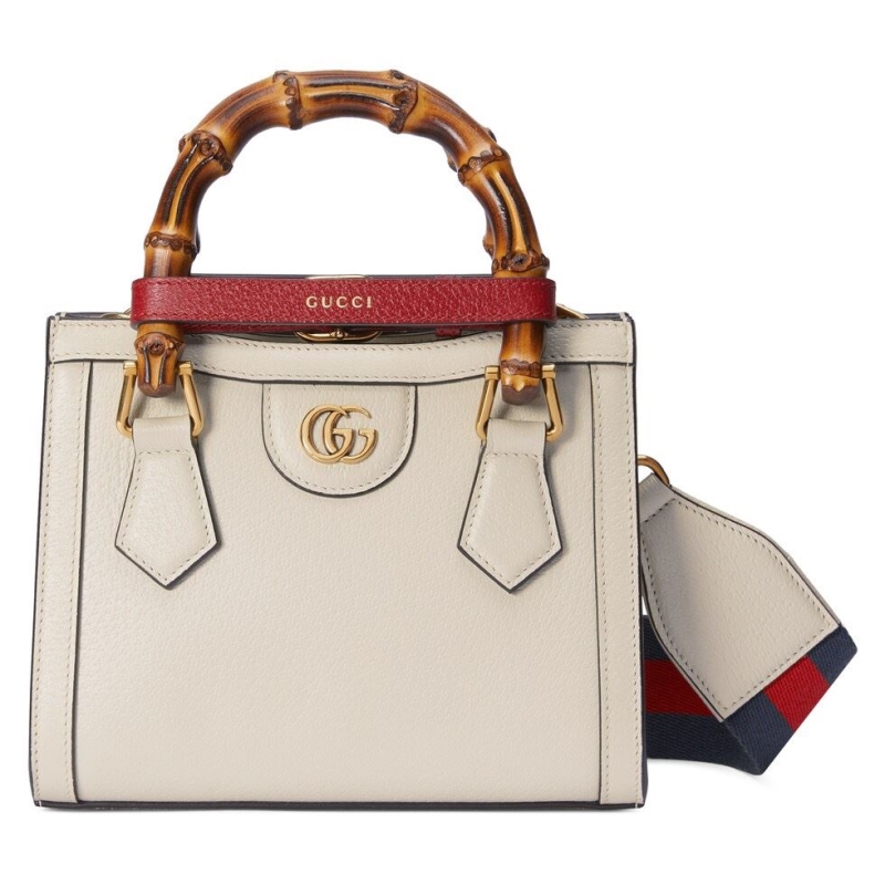 G*u*i shopping bags